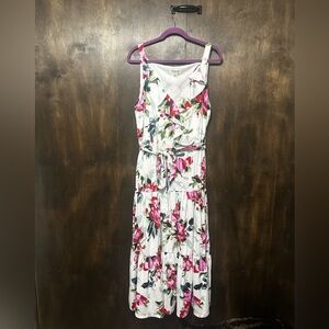 NWOT Soho Apparel Ltd. White floral print. Sleeveless, Tiered Maxi Dress - XL